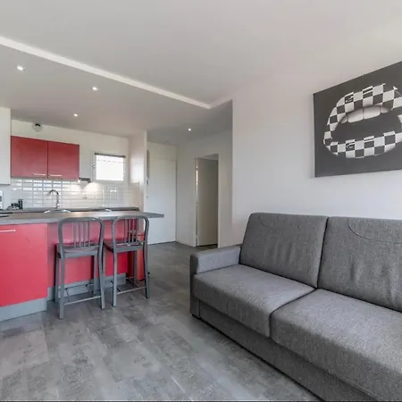 A A 3 Min A Pied De La Аркашон